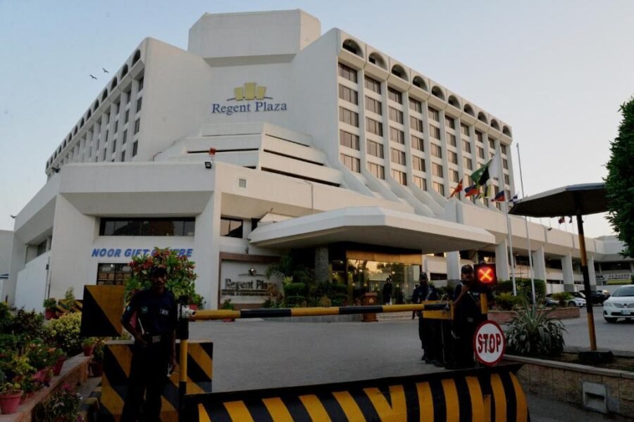 Regent Plaza Hotel & Convention Center