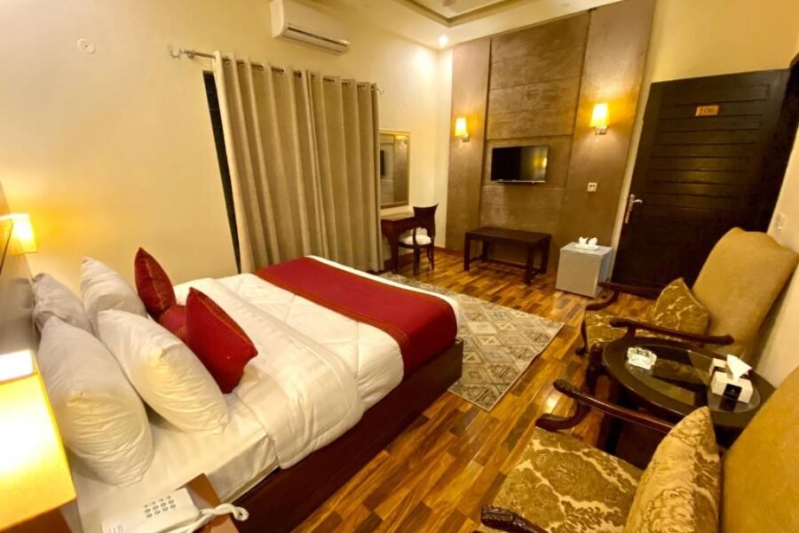 Shelton’s Rezidor Lahore