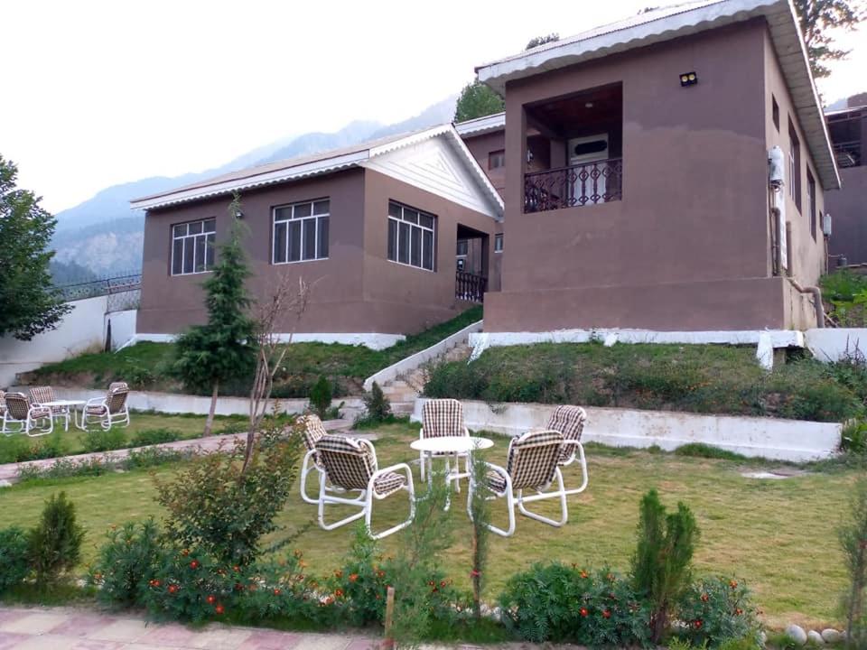 Forest Valley Cottages Kalam