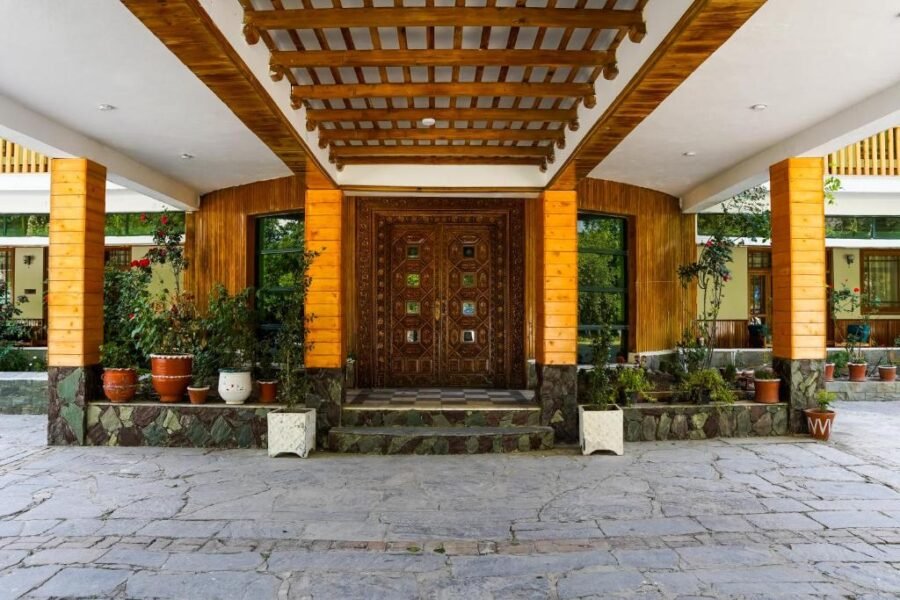 Greens Hotel Kalam