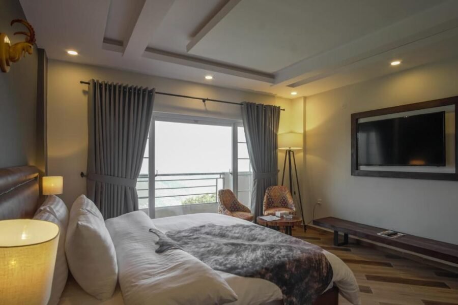 The Roomy Lodge Murree