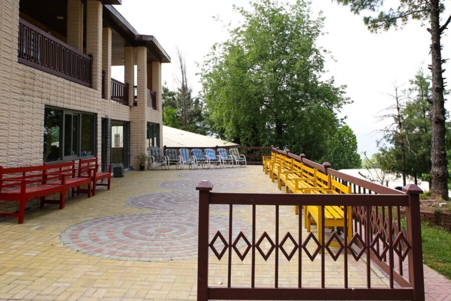 Chinar Family Resort Murree yard view