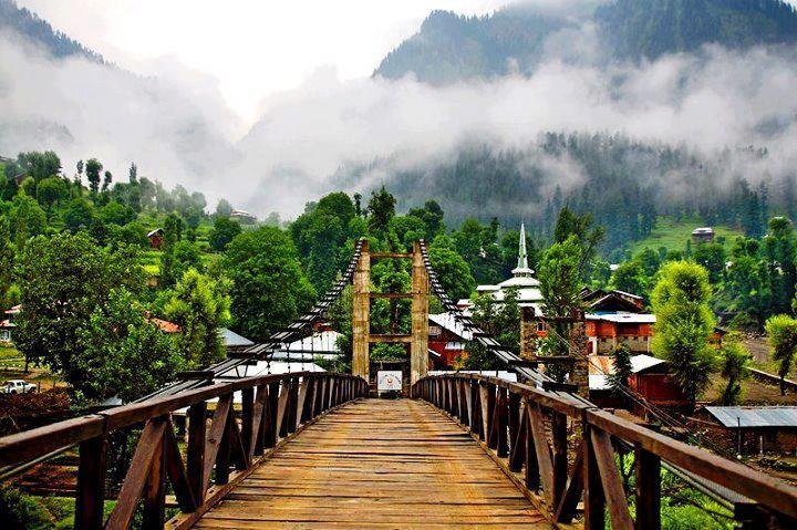 neelum-valley-tour package from islamabad karachi lahore