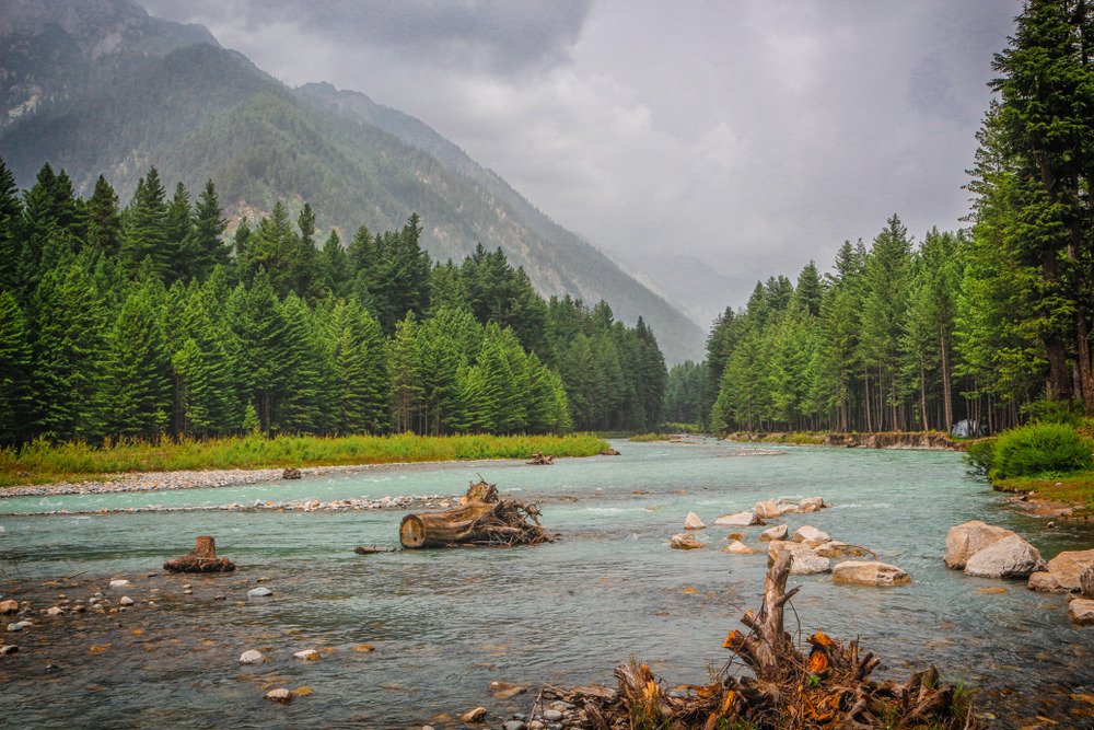 kumrat valley tour packages