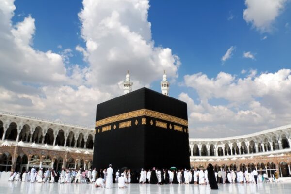 UMRAH PACKAGES FROM PAKISTAN