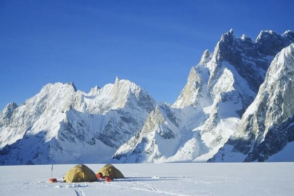 hispar biafo snowlake trek