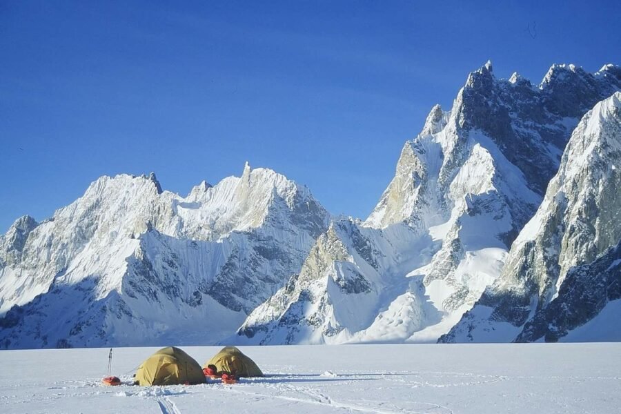 hispar biafo snowlake trek