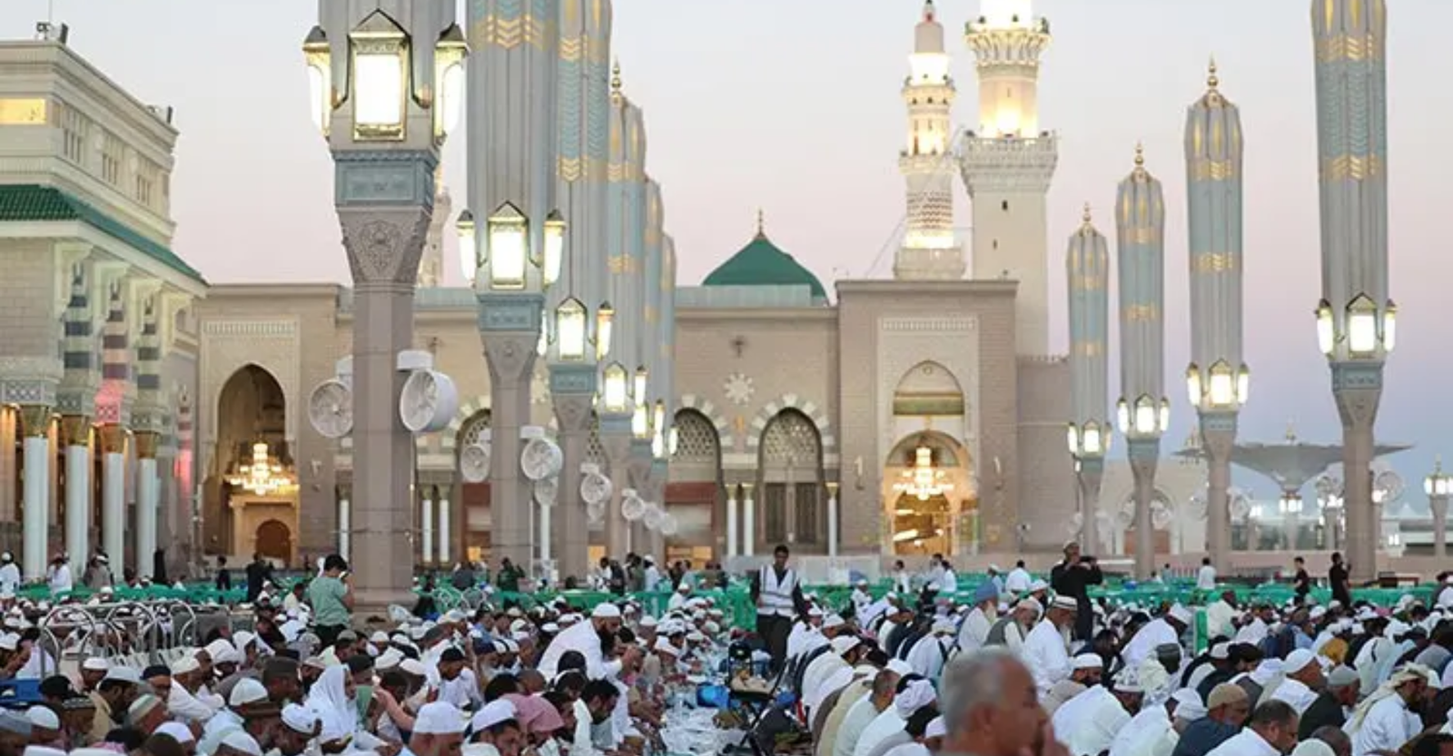 Umrah in Raoza e Rasool