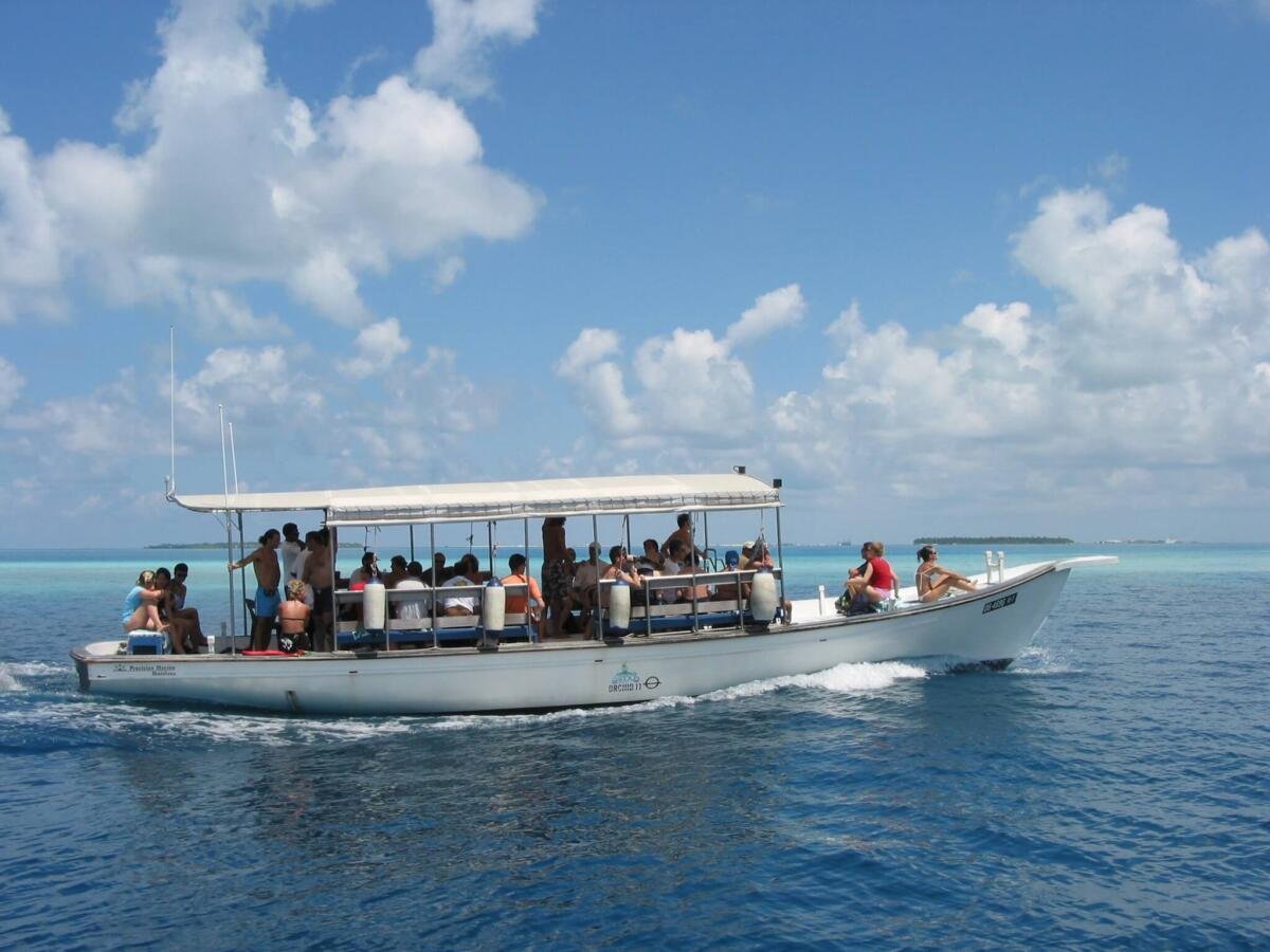 Maldives tour packages from islamabad
