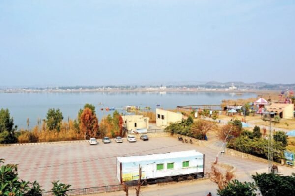 Kallar Kahar Lake Tour Kallar Kahar Lake Tour