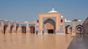 Explore the historic Thatta & Makli Necropolis Sindh