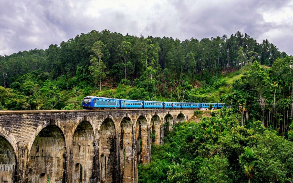srilanka tour from islamabad